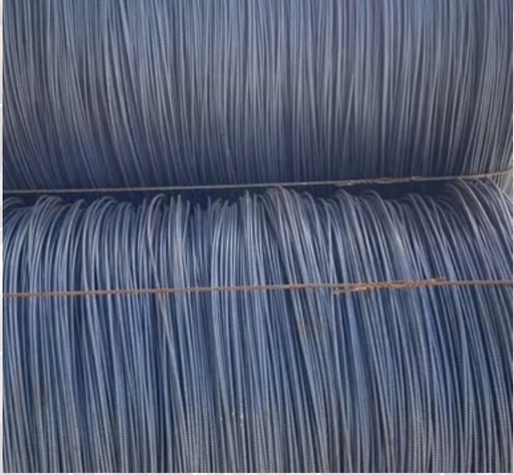 5cb17e2c-ca46-4c0e-bf9f-cda928dd1337_tige‑en‑acier‑déformée‑bobine‑construction‑barres‑d'armature‑bobine.jpg
